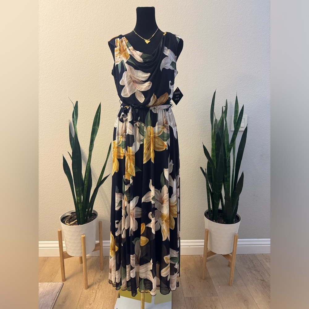 Scowl Neck Maxi Dress | Kate and Lily